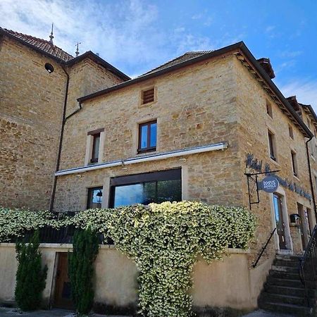 Le Val D'Amby Hotell Hieres-Sur-Amby Exteriör bild