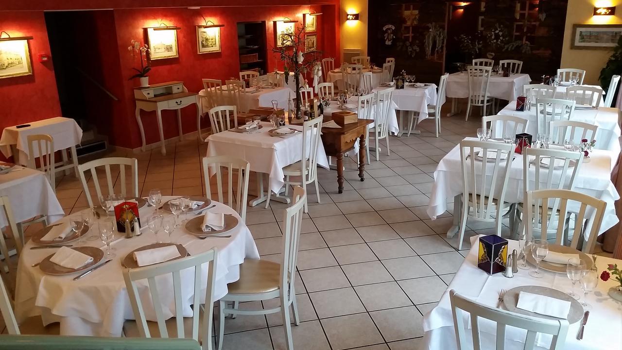 Le Val D'Amby Hotell Hieres-Sur-Amby Exteriör bild